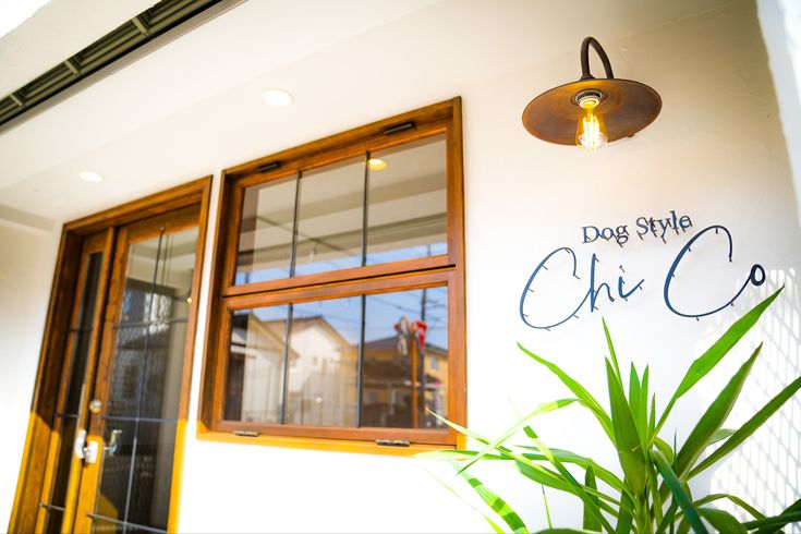 DỰ ÁN THIẾT KẾ & THI CÔNG NỘI THẤT CỬA HÀNG CHI CO STYLE